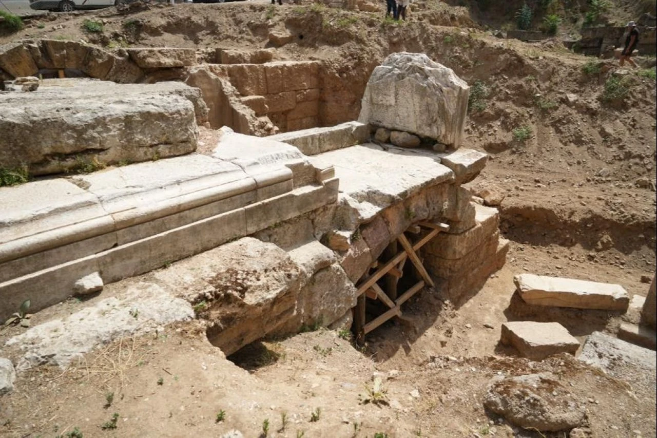 Alaşehir'de tarihi keşif! Milattan sonra 2. yüzyıla ait: Turistler akın edecek