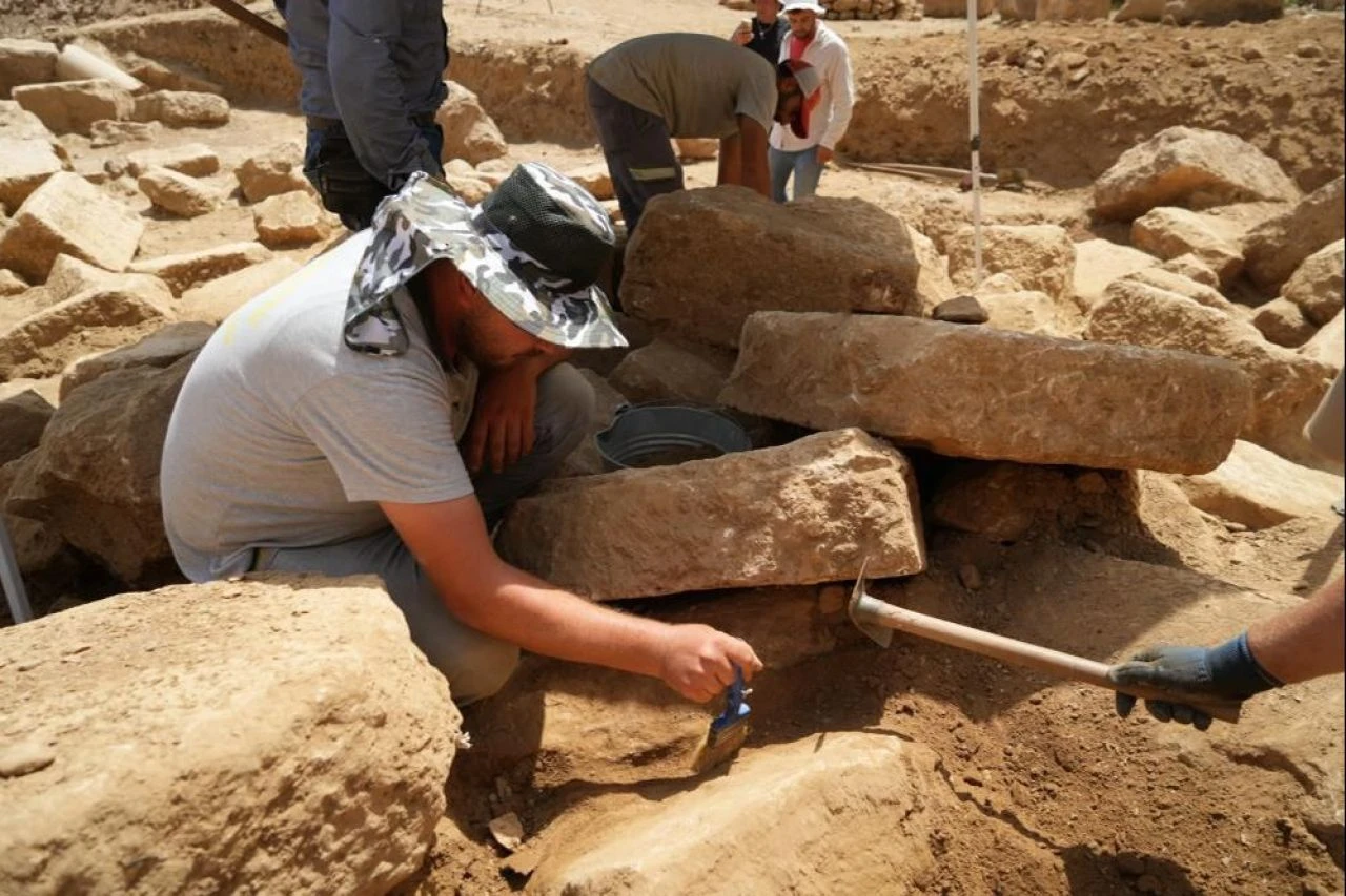 Alaşehir'de tarihi keşif! Milattan sonra 2. yüzyıla ait: Turistler akın edecek