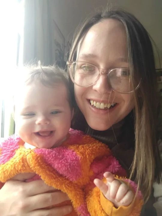 Enfeksiyon yüzünden kalp hastalığına yakalanan bebeği annenin ısrarı hayatta tuttu - 1. Resim