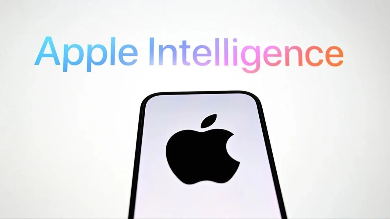 Apple Intelligence bekleyenlere kötü haber! iPhone'a yapay zeka yetişmedi - 2. Resim