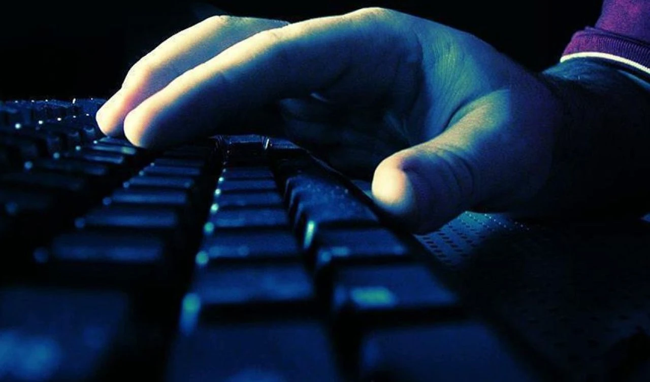 Arkadaşlık uygulamasından tanıştı, hayatı kabusa döndü! Genç kızları kullanarak gasp tuzağı