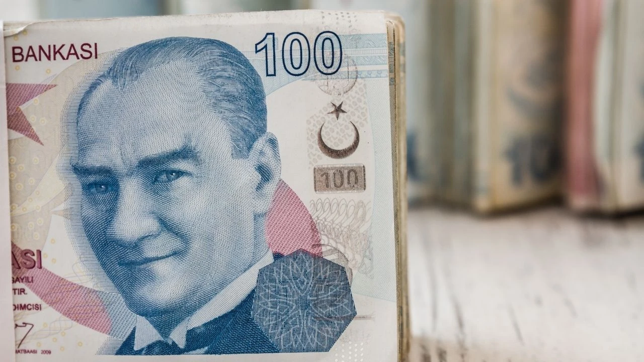 Emekli ve memurlara zamlı maaşları ödenecek! Ağustos maaş ödeme takvimi belli oldu - 1. Resim