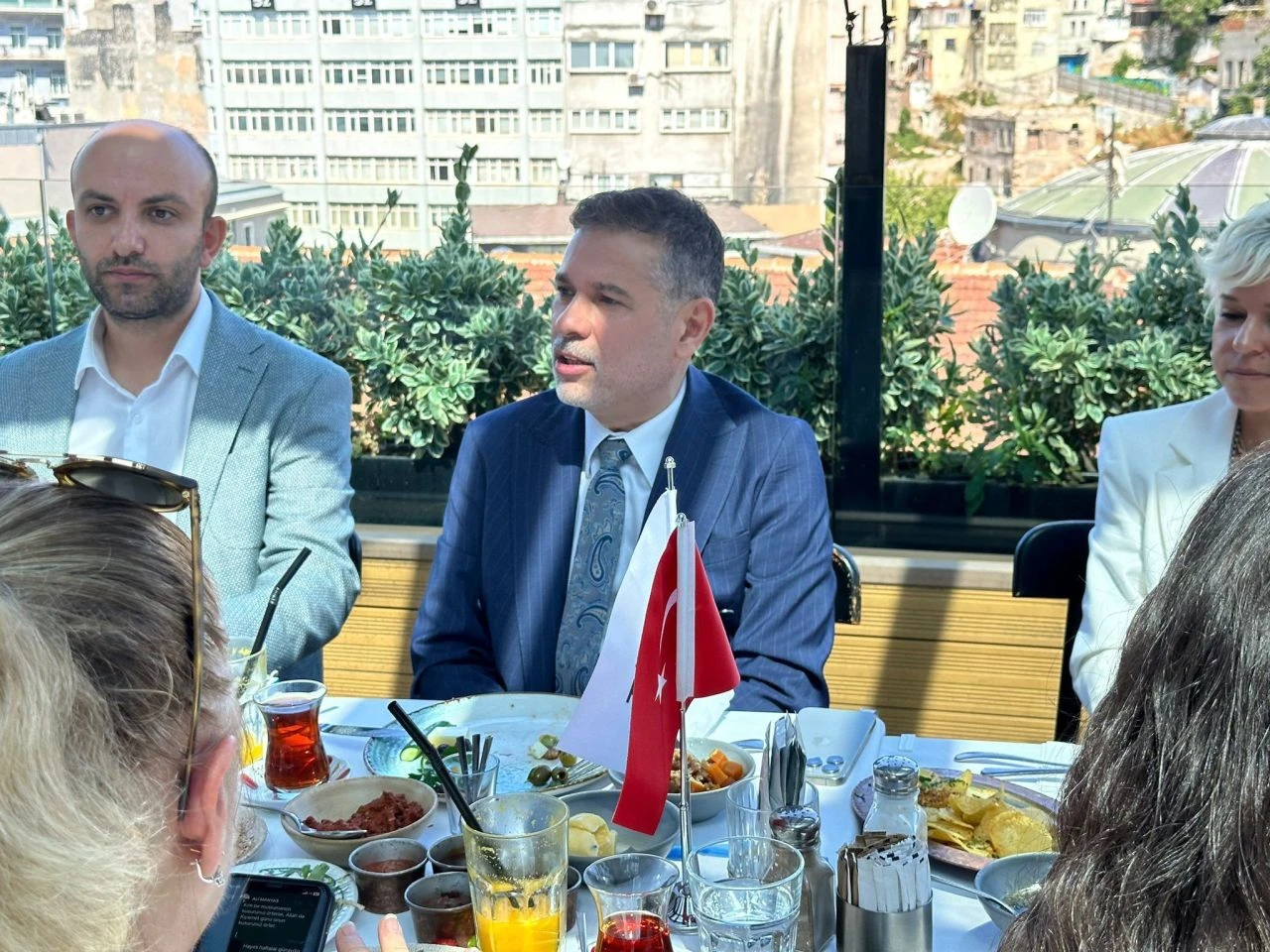 Fintek sektöründe yeni dönem başlıyor! 'TÖDEB Gündem' dergisi önemli röportajlarla yayın hayatına başladı - 2. Resim