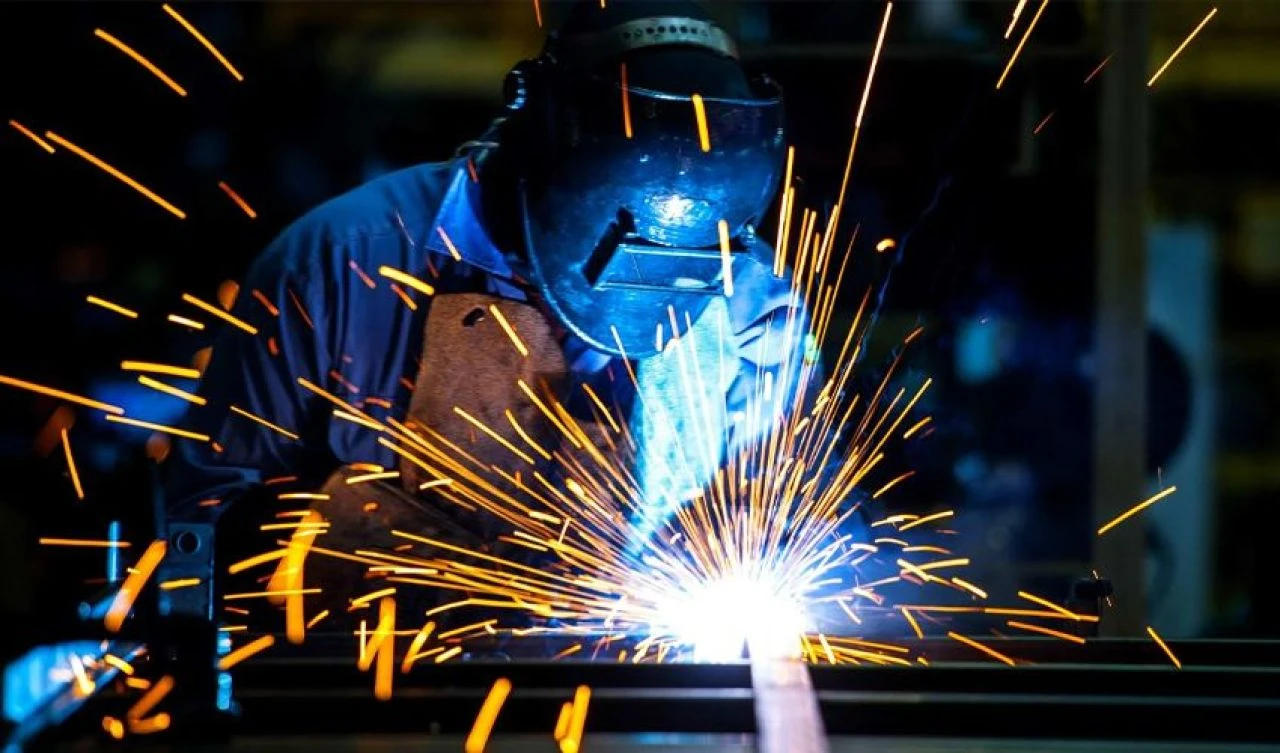 İşveren maaş politikasını değiştirdi! Kaynakçı bankacıdan daha fazla kazanıyor: Artık montajcı bulmak çok zor