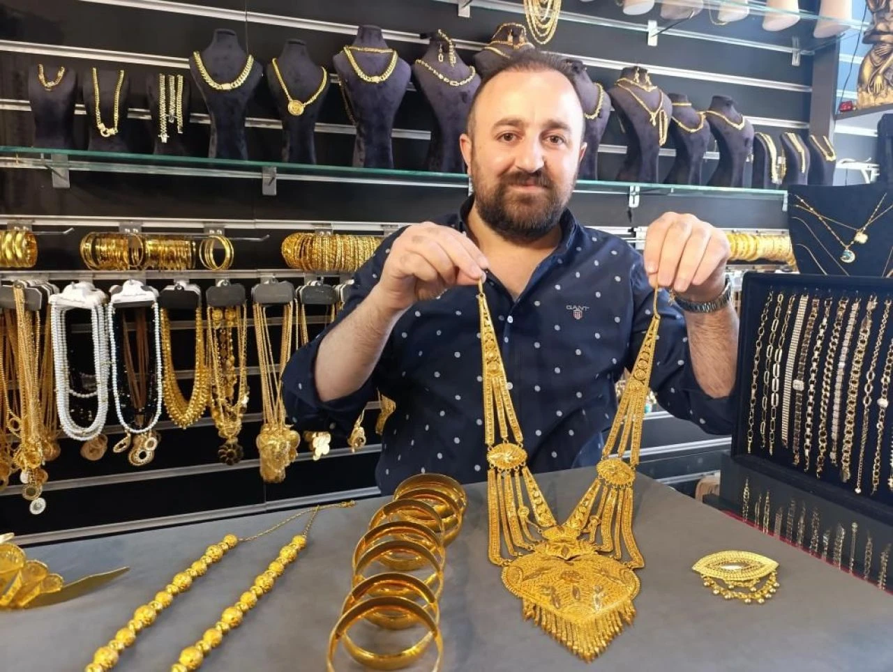 Altın fiyatlarının yükselmesi imitasyona ilgiyi arttırdı - 1. Resim