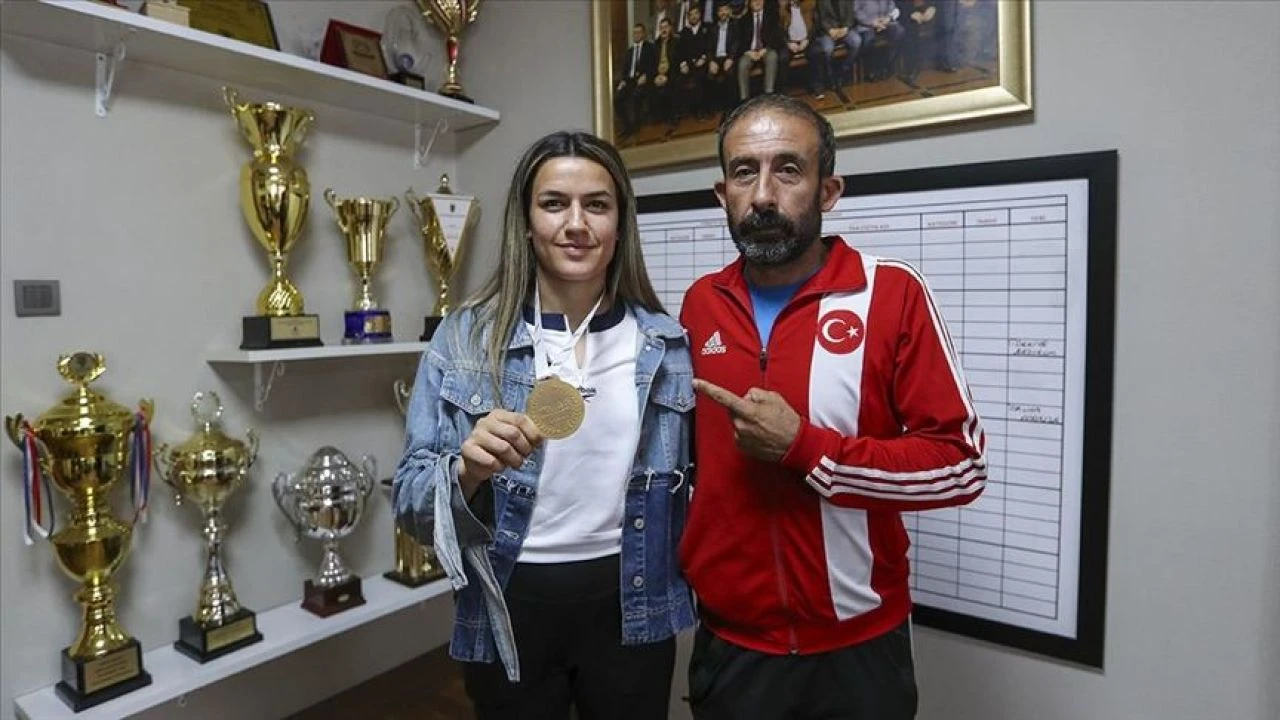 Bugün Olimpiyatlarda Hatice Akbaş, 54 kg boks karşılaşmasına çıkacak - 1. Resim
