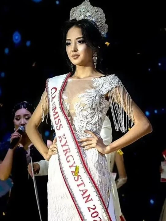 Kırgız lideri çileden çıkaran evlilik teklifi! Yeğeninin nişanlısını hapse attırdı - 3. Resim