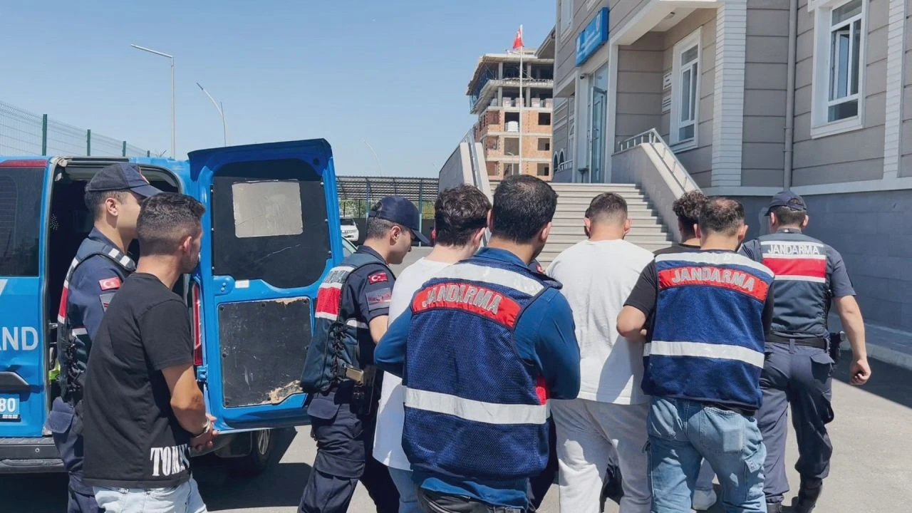 Sosyal medya hesabı çalınınca ortaya çıktı: Bakan Şimşek'in adıyla 87 milyon TL'lik vurgun yaptılar - 1. Resim