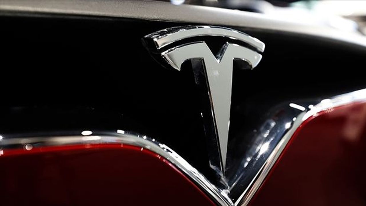 Tesla 1,8 milyon aracını geri çağırıyor! Modeller belli oldu 