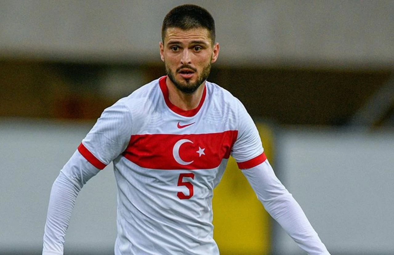 Trabzonspor'da Okay Yokuşlu transferinde işlem tamam! Bu akşam imza için geliyor - 1. Resim