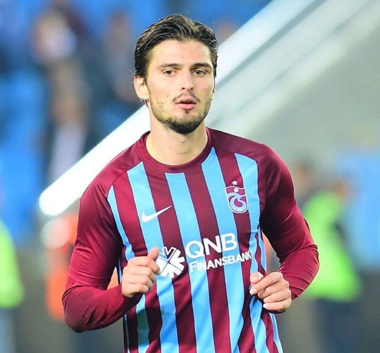 Trabzonspor'un yeni transferi Okay Yokuşlu imza için geldi