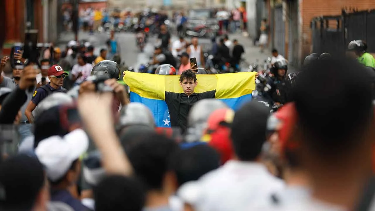Venezuela'da seçim krizi! Machado, seçimi kazandığını öne sürdü - 3. Resim