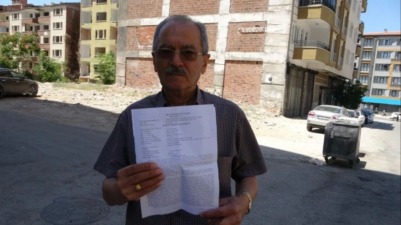 Bunun adı vicdansızlık! Depremzedeleri kandırıp 370 bin lira dolandırdılar - 1. Resim