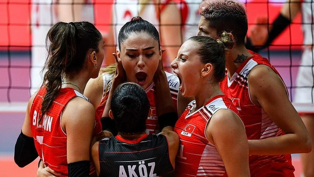 2024 Paris Olimpiyatları'nda Filenin Sultanları çeyrek finale çıktı! Maç tarihi belli oldu - 2. Resim