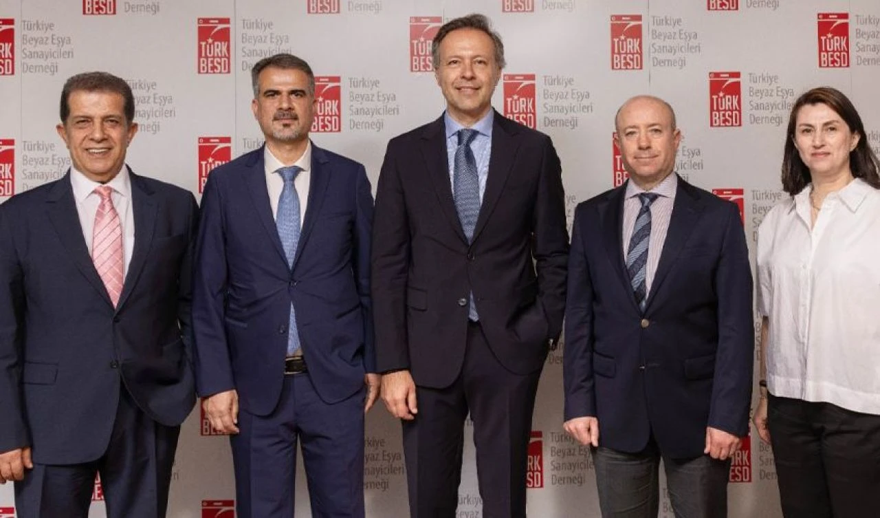 Beyaz eşya sektörü zorda! İç pazarda daralma eksilere düştü: İstihdam tehdit altında - 1. Resim