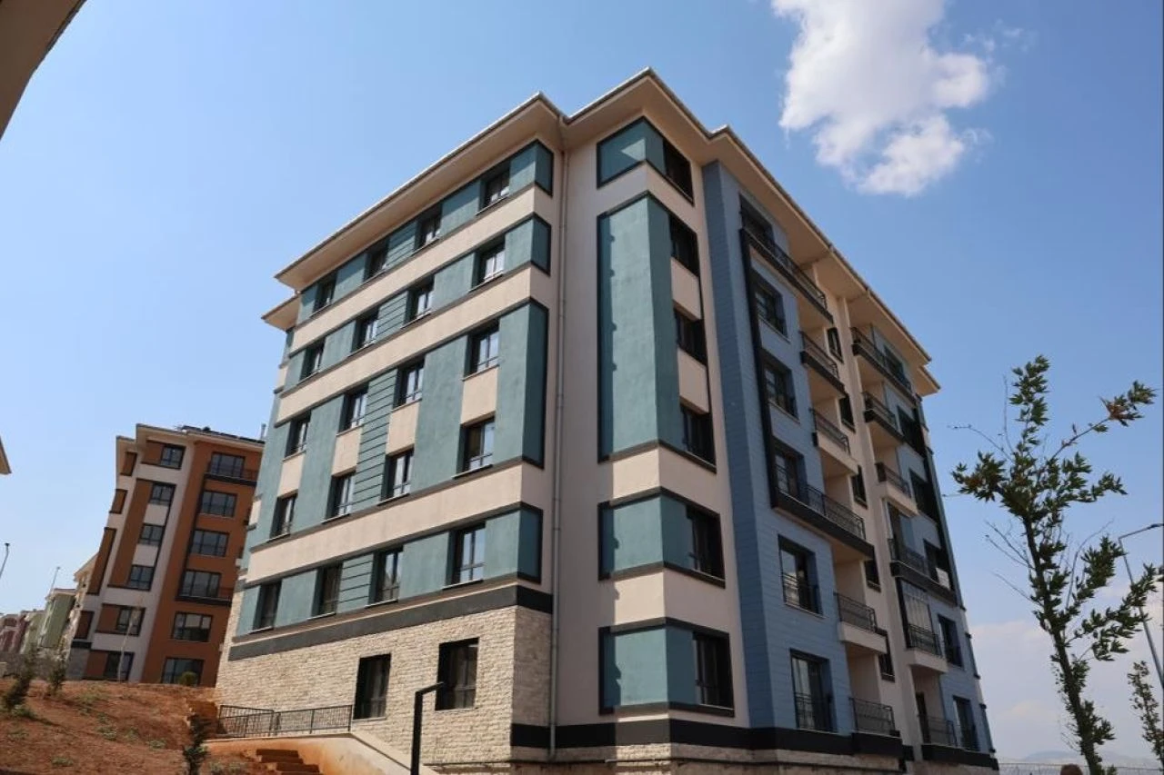 Depremzedeler bir bir evlerine kavuşuyor! 'Bu kadarını hayal bile edemezdik' - 2. Resim