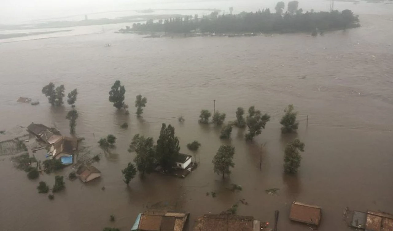 Güney Kore'den Kuzey Kore'ye yardım çubuğu! Kızılhaç hızlı bir yanıt bekliyor