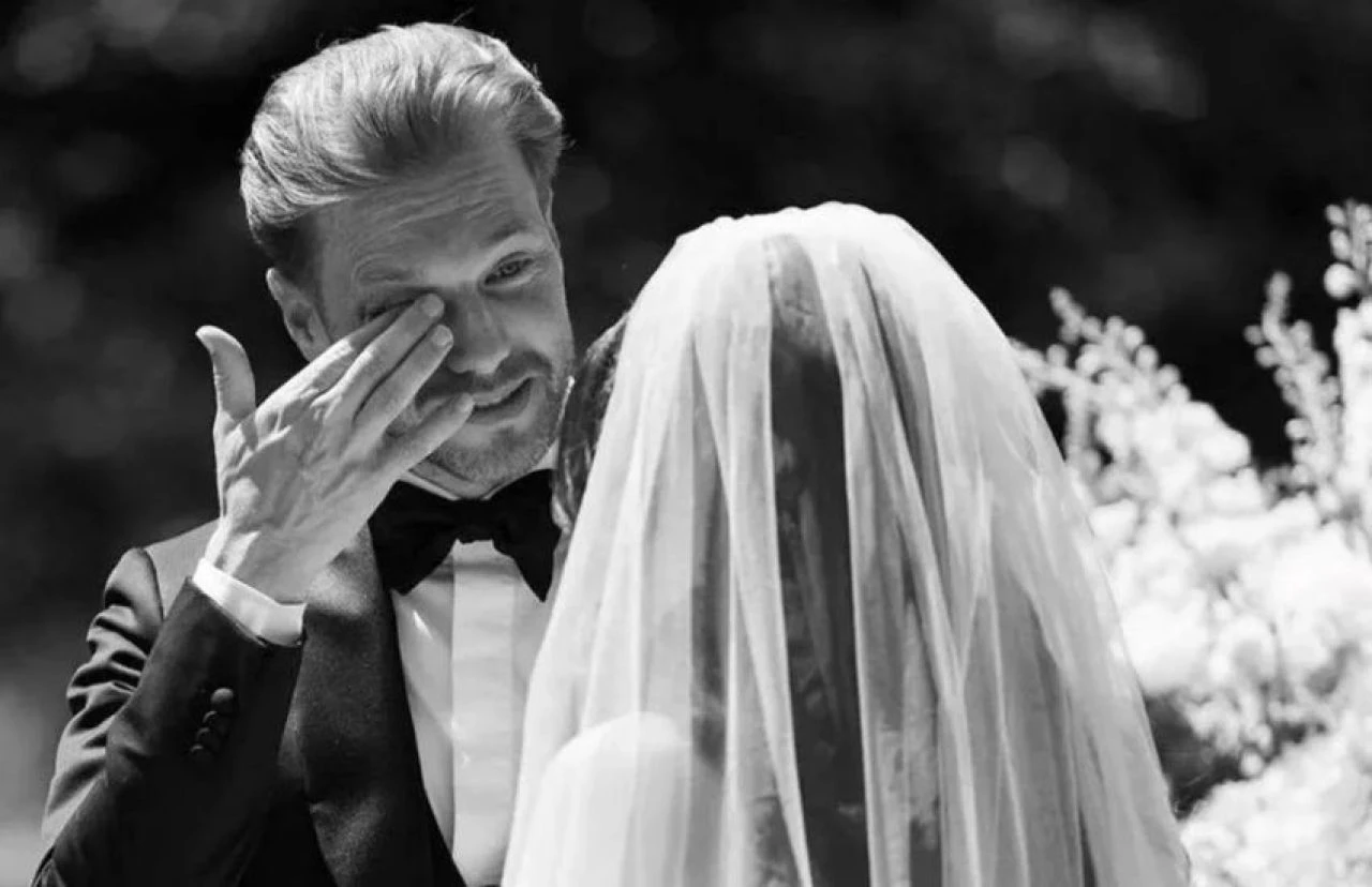 Karsu’ya düğününde nazar değdi! Kendini bir anda yerde buldu