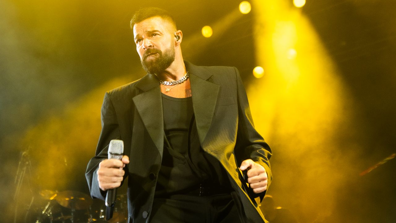 Ricky Martin Antalya&#039;da tozu dumana kattı! En düşük konser biletinin fiyatı dudak uçuklattı