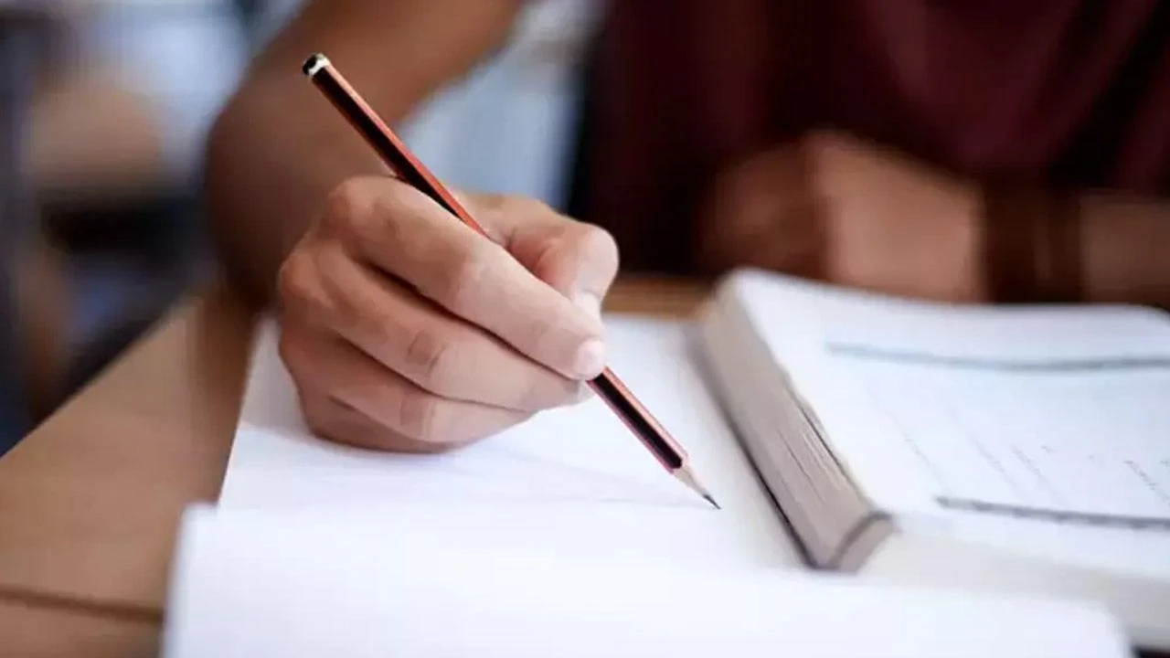 Son dakika | Açık öğretim ücretlerine zam geldi - 1. Resim