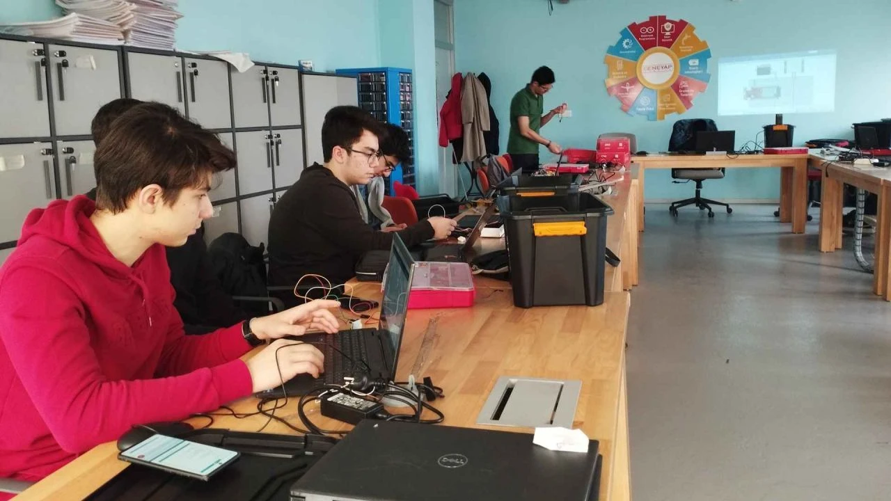 Teknofest 2024'te büyük sürprizler! T3 Vakfı Yönetim Kurulu Başkanı Elvan Kuzucu Hıdır açıkladı: Adana 'Teknofest Şampiyonlar Ligi' olacak - 24. Resim