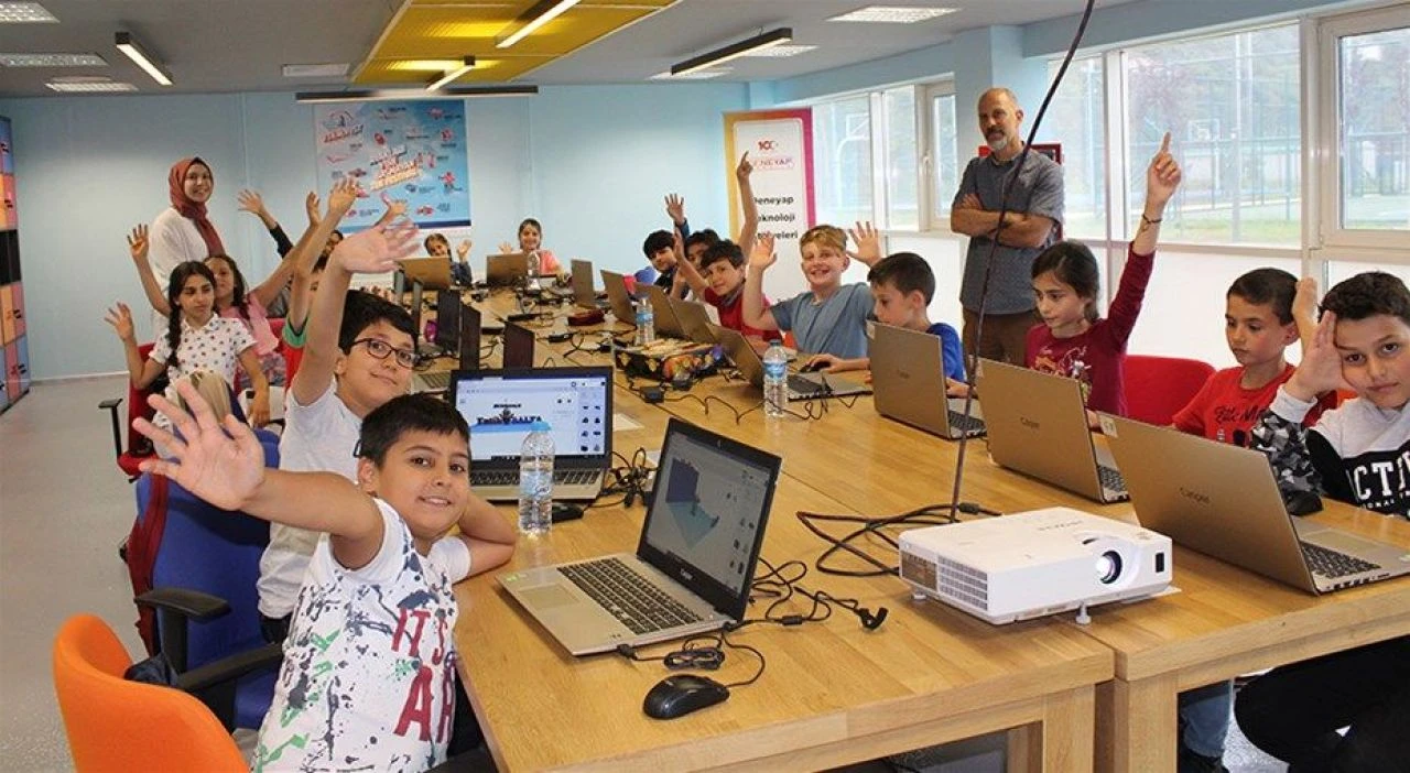 Teknofest 2024'te büyük sürprizler! T3 Vakfı Yönetim Kurulu Başkanı Elvan Kuzucu Hıdır açıkladı: Adana 'Teknofest Şampiyonlar Ligi' olacak - 22. Resim