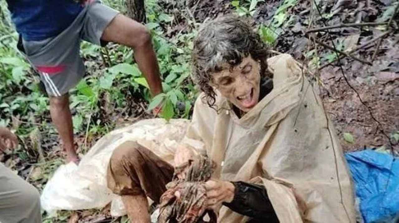 40 gün boyunca ormanda ağaca zincirlendi! Ağlarken buldular, yazdığı not dehşete düşürdü