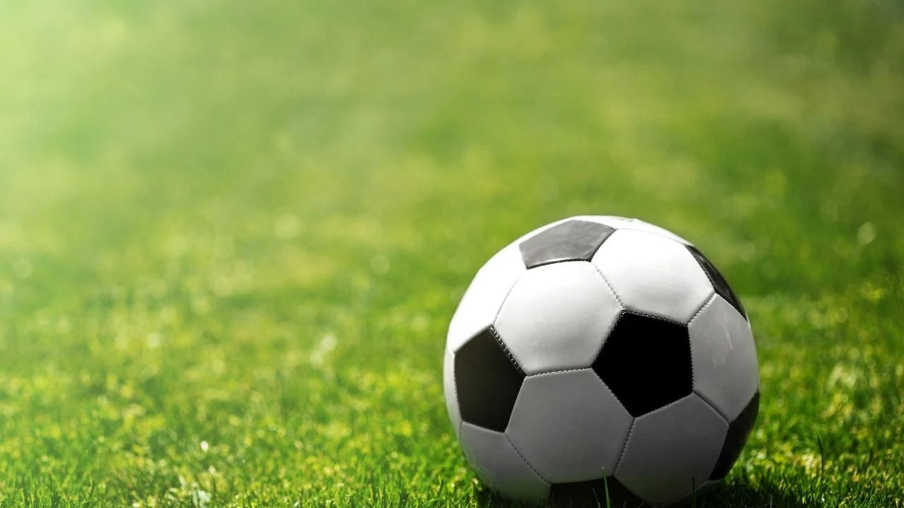 Galatasaray - Beşiktaş Süper Kupa maçı şifresiz olarak ekranlara gelirken 20.45’te başlayacak - 1. Resim
