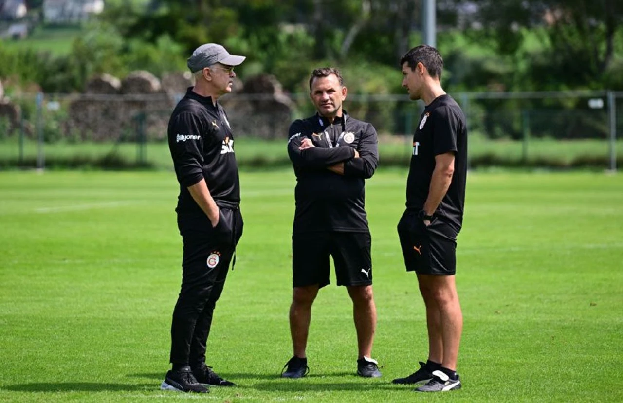 Galatasaray Teknik Direktörü Okan Buruk'tan Süper Kupa maçı öncesi Beşiktaş sözleri: