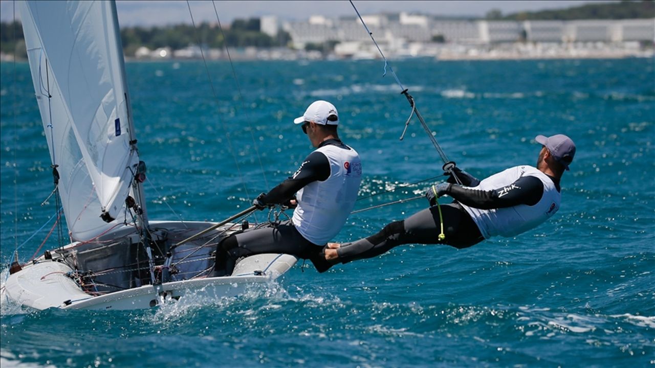 Deniz Çınar 2024 Paris Olimpiyatları’nda! Yelkencilikte ülkemizi temsil eden Deniz Çınar bugün yeniden yarışacak