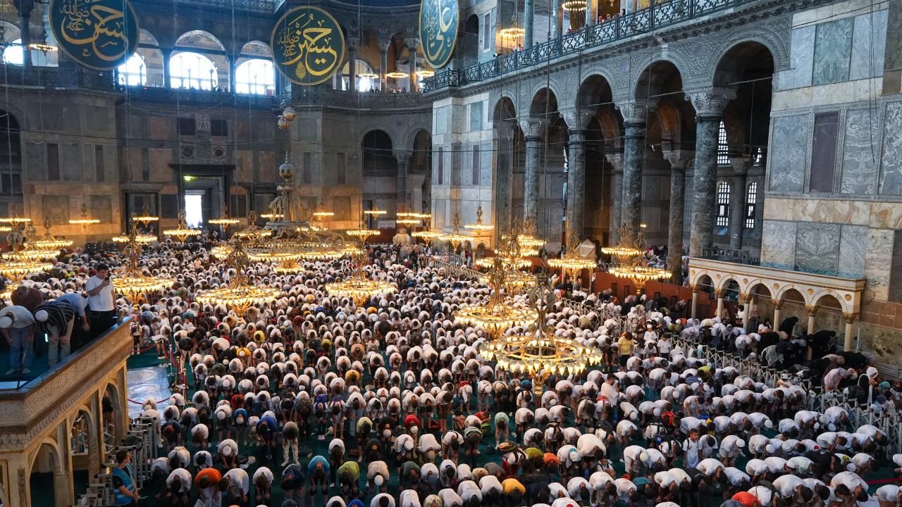 Son dakika | Haniye için Ayasofya Camii’nde gıyabi cenaze namazı!