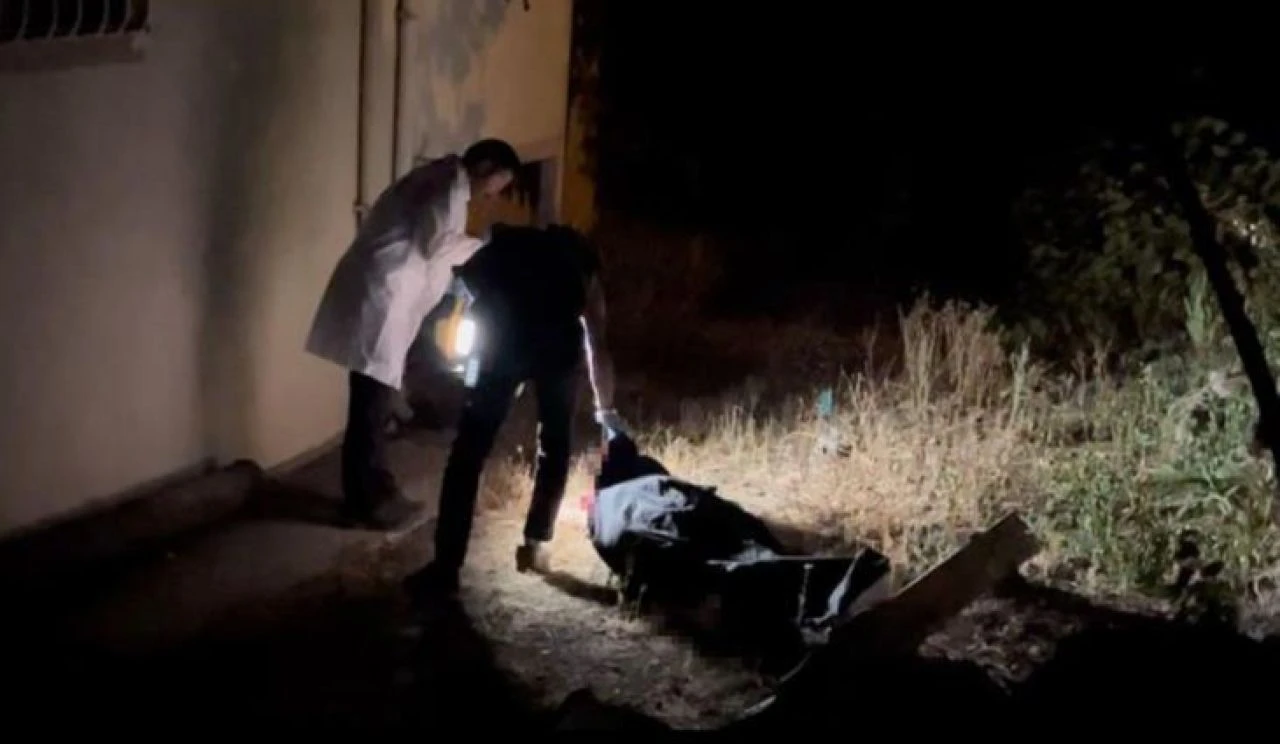 Bursa'da görülmemiş olay! Hava almak için çıktığı pencereden düştü - 2. Resim