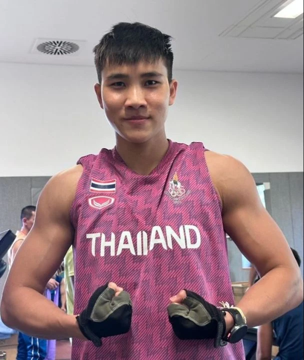 Busenaz Sürmeneli çeyrek finalde Taylandlı <a href=