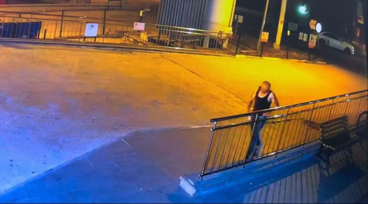 Hırsızlık yaptığı evin balkonundan yere çakıldı! Önce hastaneye gitti, sonra cezaevine - 2. Resim