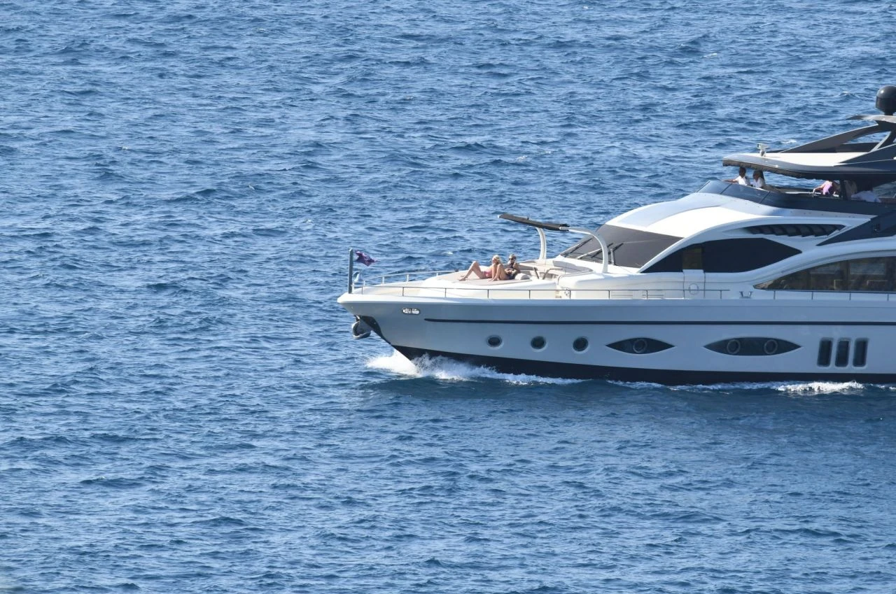 Kurtlar Vadisi'nin efsanesi Sharon Stone Türk çayını elinden düşürmedi! Türkiye'ye bayıldı - 3. Resim