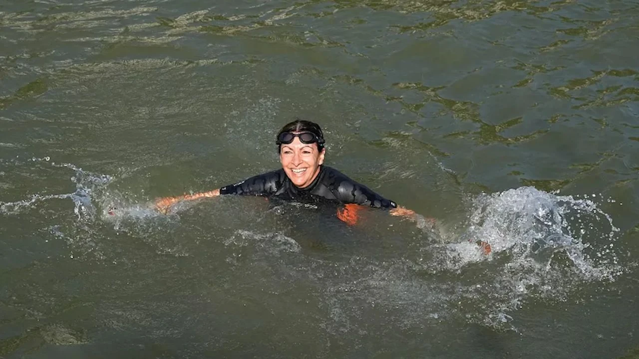 Paris Olimpiyatları'nda Sen Nehri krizi: Kirlilik nedeniyle antrenmanlar iptal edildi, sporcular isyanda