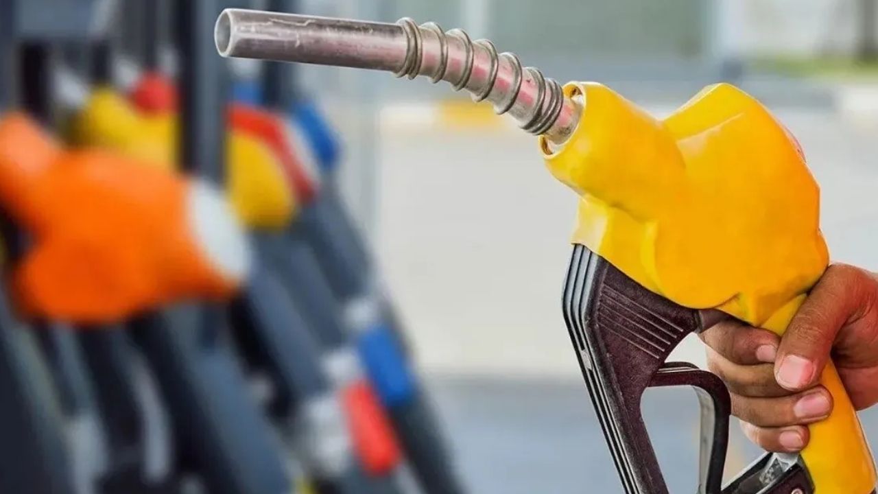 Petrol 3 dolar birden düştü! Akaryakıt fiyatları için indirim: Benzin fiyatları yeniden değişiyor