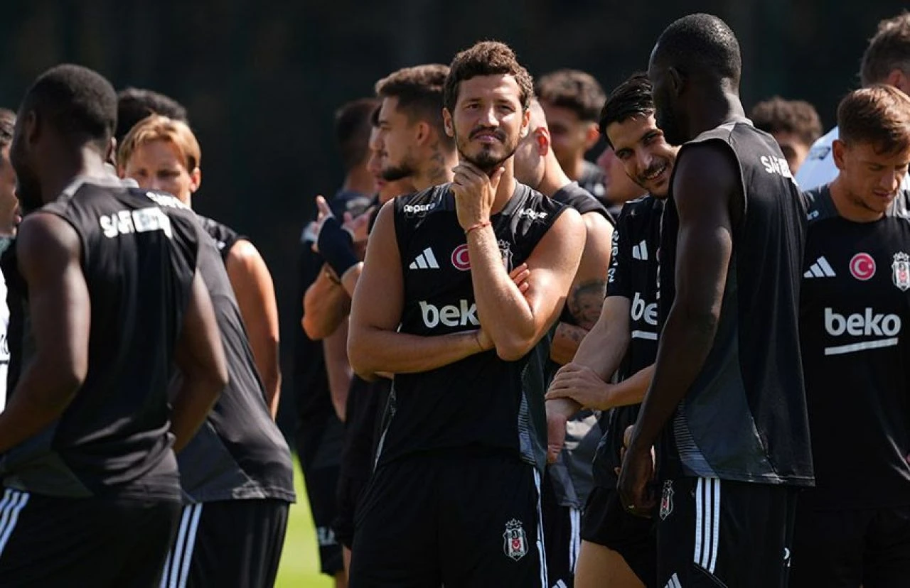 Turkcell Süper Kupa'da dev derbiye saatler kaldı! İşte Galatasaray-Beşiktaş muhtemel 11'ler