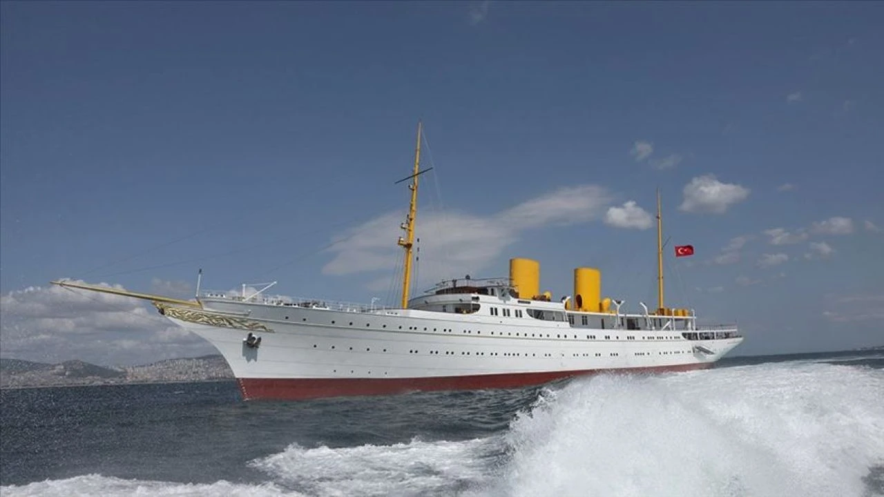 Atatürk'ün 'Bana mezar mı olacak' dediği Savarona gemisi yenilendi