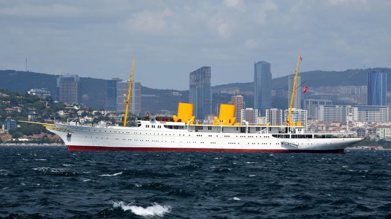 Atatürk'ün 'Bana mezar mı olacak' dediği Savarona gemisi yenilendi