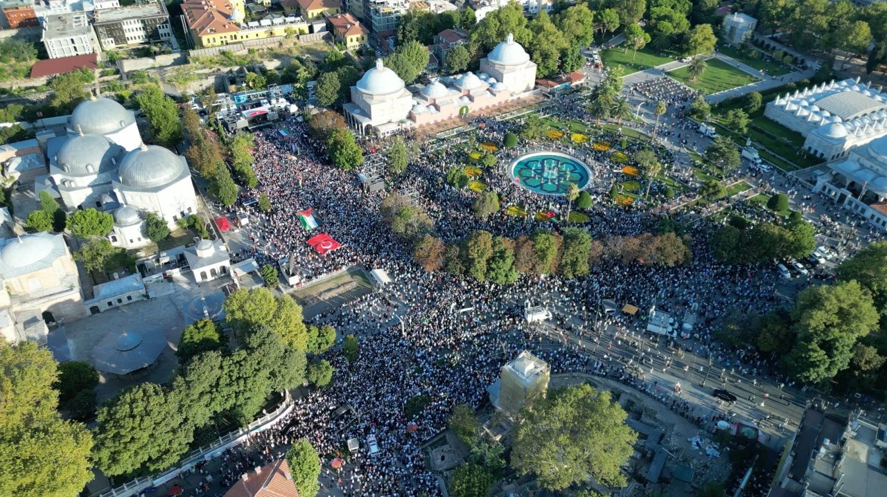 Ayasofya'dan Filistin direnişine destek ve dua - 1. Resim