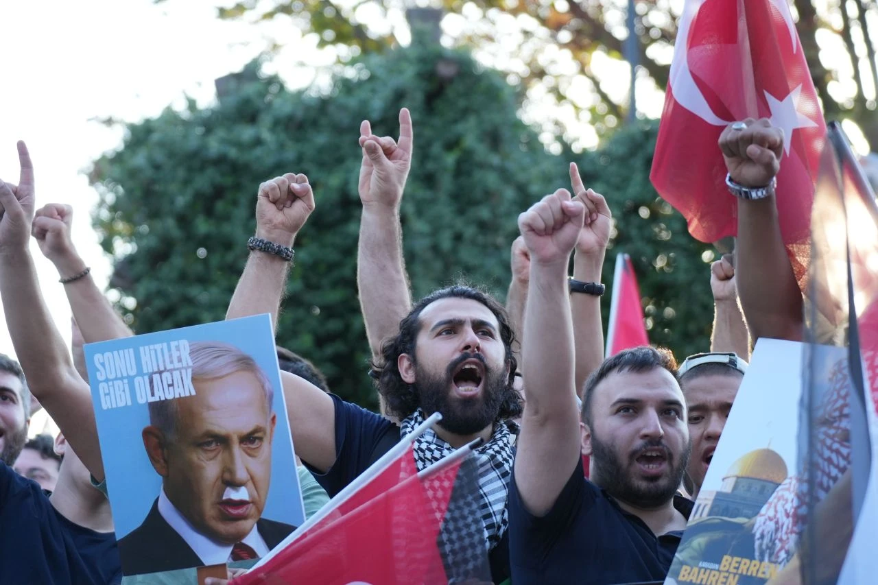 Ayasofya'dan Filistin direnişine destek ve dua - 2. Resim