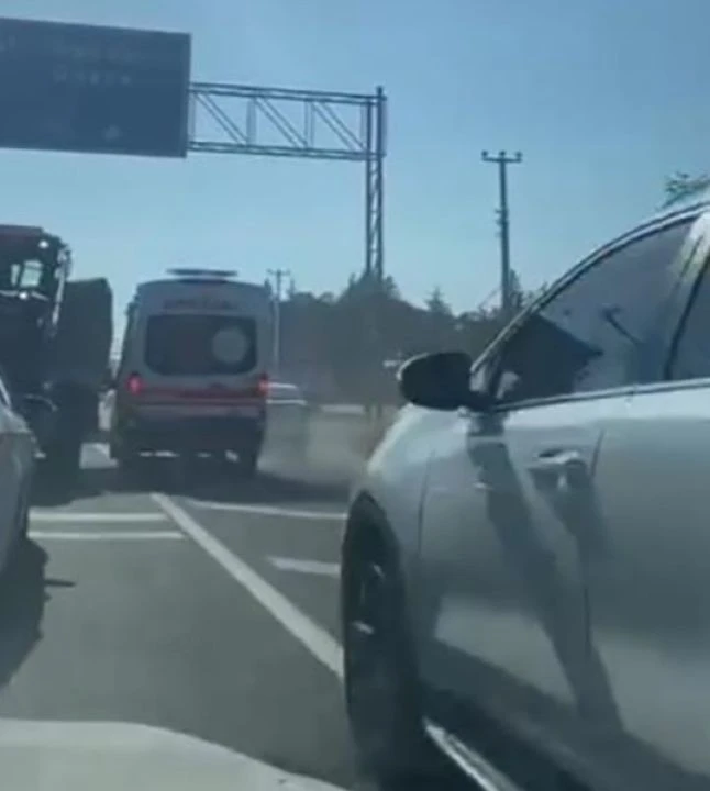 Bolu Dağı Tüneli geçişinde kabus başladı! Ambulans bile yol bulamadı