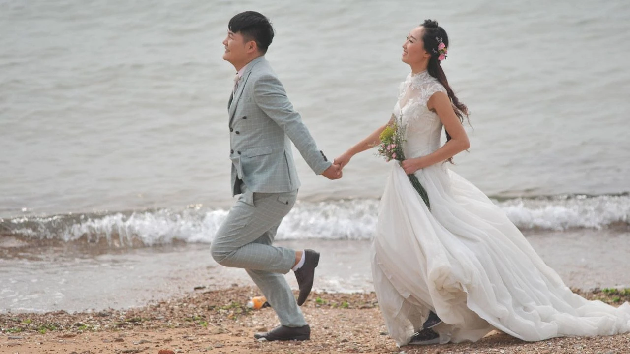 Çin'de nüfus azaldı! Okullarda evlilik bölümü açılıyor