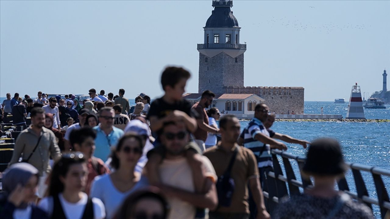 Sağlık Bakanlığı&#039;ndan kritik uyarı: Dışarı çıkmayın, sıcaklıklar artacak