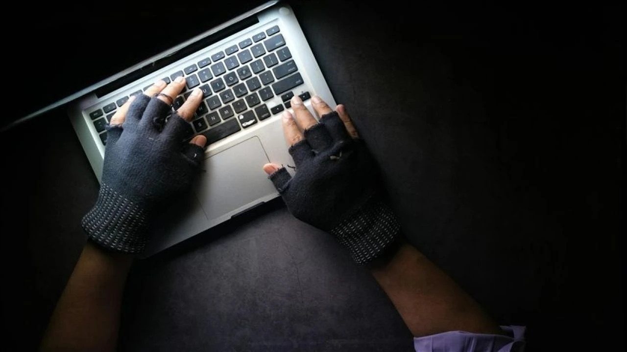 DNS ile Instagram'a girenler dikkat! Güvenlik sorunları nedeniyle bilgilerinizin çalınma riski bulunuyor