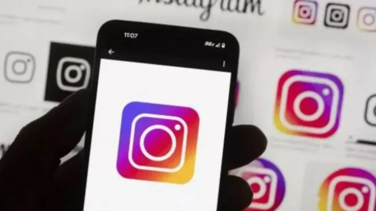 Instagram'ın açılması için yapması gereken 2 şey var! Teknoloji influencer'ı Hakkı Alkan tek tek sıraladı