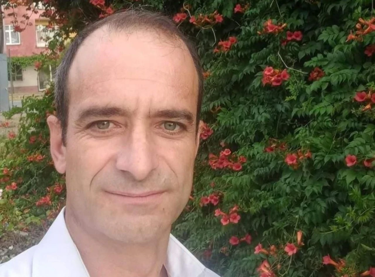 Annesini gören kızın yürek yakan feryadı! İki kişi tuttu, kayınbiraderi defalarca bıçakladı