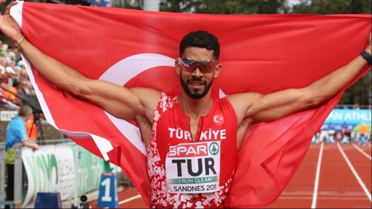 Olimpiyat sporcusu Yasmani Copello Escobar, Temmuz 2015'te 400 m engelli Türkiye rekorunu kırdı
