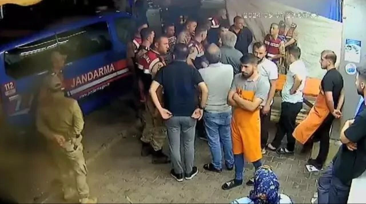 Restoranda darbedilen savcı o anları tek tek anlatı! Kafama yumruk atıldı, bebeğim yere düştü - 3. Resim